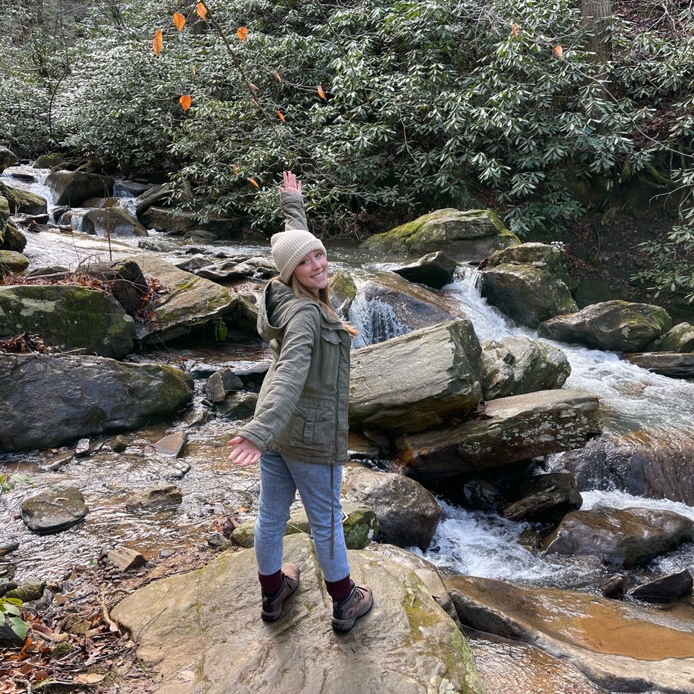 Meet your Posher, Haley